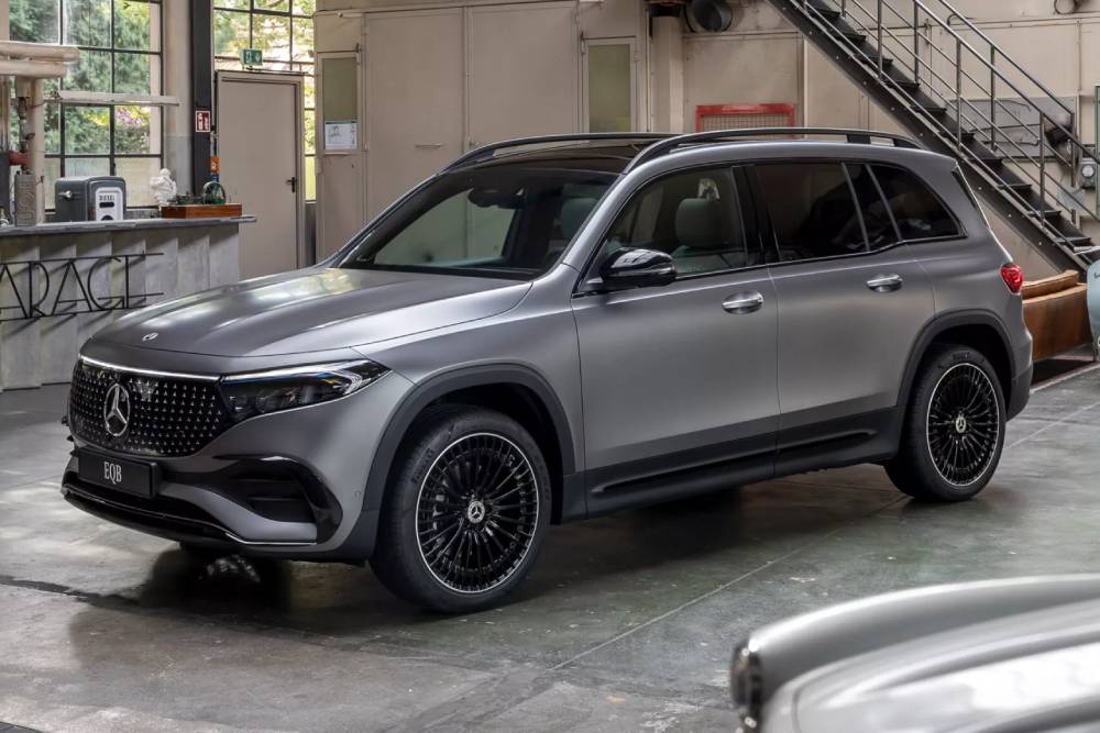 https://autogreeknews.gr/wp-content/uploads/2023/08/2024-Mercedes-EQA-and-EQB-00009-2048x1283-1.jpg