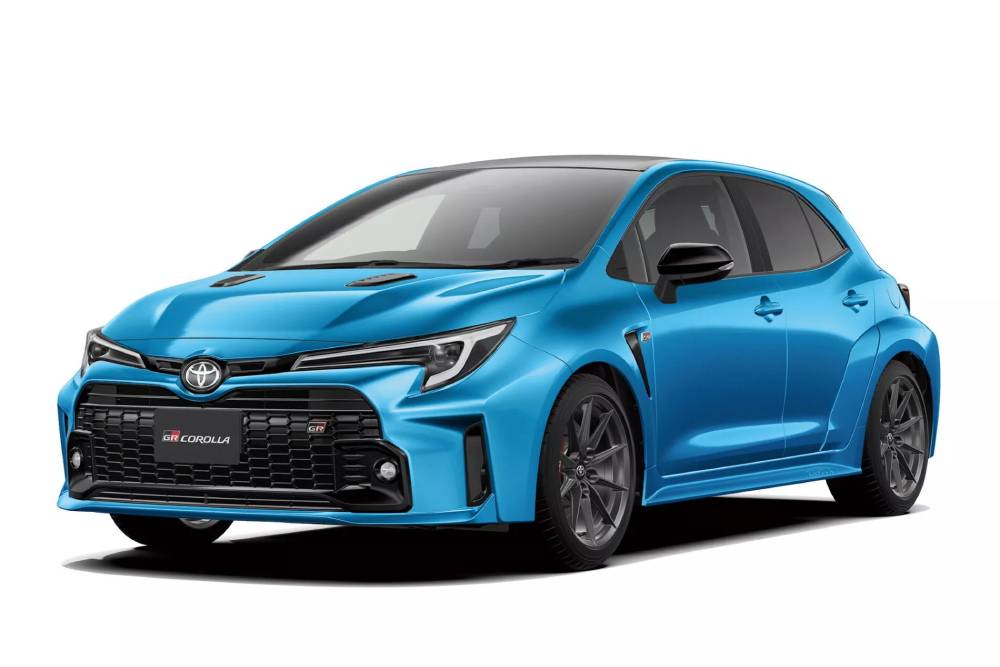https://autogreeknews.gr/wp-content/uploads/2023/08/2024-Toyota-GR-Corolla-JDM-Spec-1-2048x1536-1.jpg