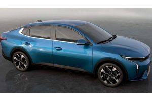 2024-kia-k3-is-breaks-cover-it-s-a-fastback-with-c (2)