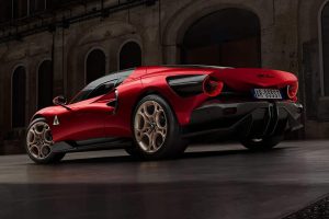 Alfa-Romeo-33-Stradale-(11)