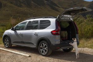 Dacia_Jogger_rear