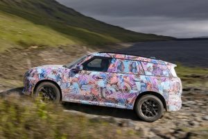 MINI-Countryman-2023-testing-(4)