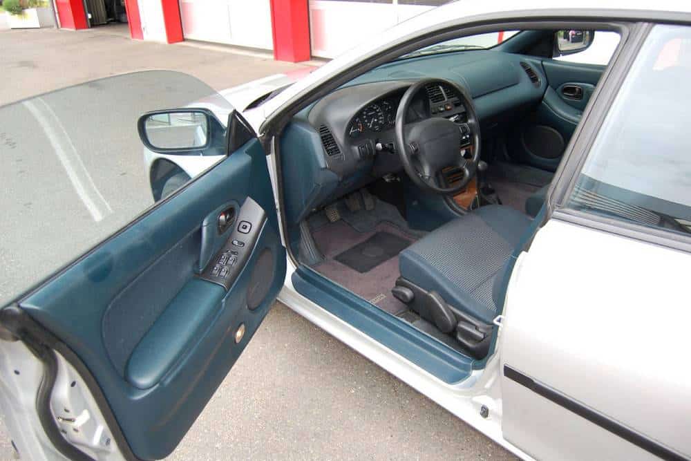 https://autogreeknews.gr/wp-content/uploads/2023/08/Mazda_323F_20i_24_V6_GT_1995_for_sale-5.jpg