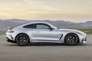 Mercedes-AMG-GT-Coupé-2023-(5)