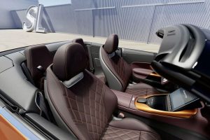 Mercedes-Benz-SL-63-AMG-Manufactur-Big-Sur-seats