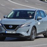 Nissan-Qashqai-1.3T-140-PS-strofi