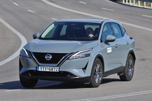 Nissan-Qashqai-1.3T-140-PS-strofi