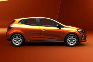 Renault-Clio-2023-side