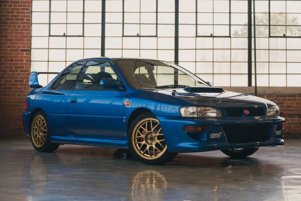 https://autogreeknews.gr/wp-content/uploads/2023/08/Subaru-Impreza-STI-22B-10.jpg
