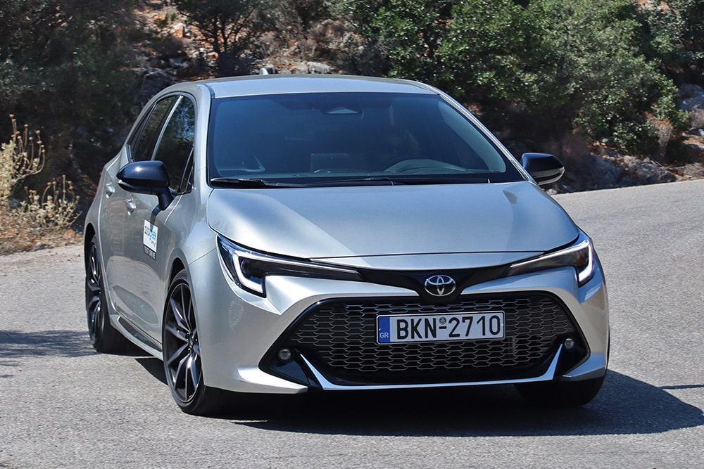 https://autogreeknews.gr/wp-content/uploads/2023/08/Toyota-Corolla-1.8-Hybrid-140-PS-5.jpg