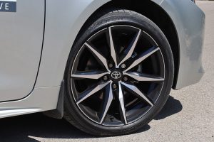 Toyota Corolla 1.8 Hybrid 140 PS (9)