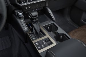 Toyota-Land-Cruiser-2023-(3)