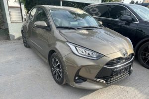 Toyota-Yaris-Crashed-(1)