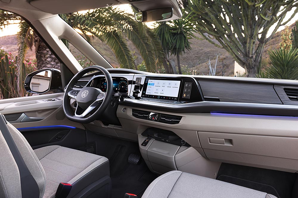 https://autogreeknews.gr/wp-content/uploads/2023/08/VW_T7_California_Interior_1.jpg