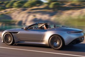 aston-martin-db12-volante-2023 (3)