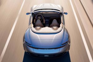 aston-martin-db12-volante-2023 (7)