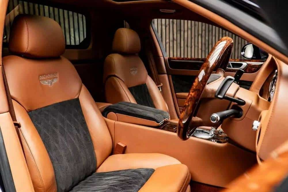 https://autogreeknews.gr/wp-content/uploads/2023/08/bentley-continental-6-0-w12-flying-spur-auto-4wd-e-11.jpg