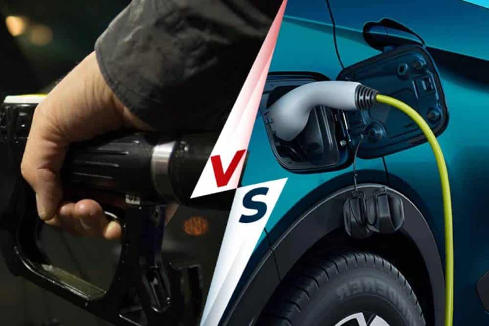 https://autogreeknews.gr/wp-content/uploads/2023/08/gas-vs-ev.jpg