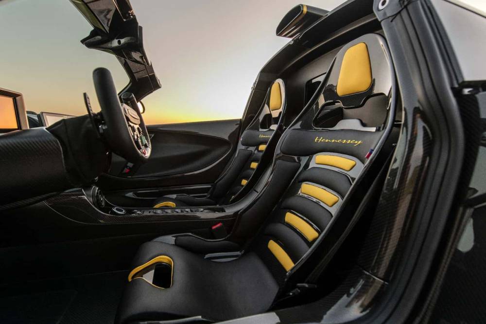 https://autogreeknews.gr/wp-content/uploads/2023/08/hennessey-venom-f5-revolution-roadster-10-scaled-1.jpg