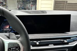 infotainment black screen