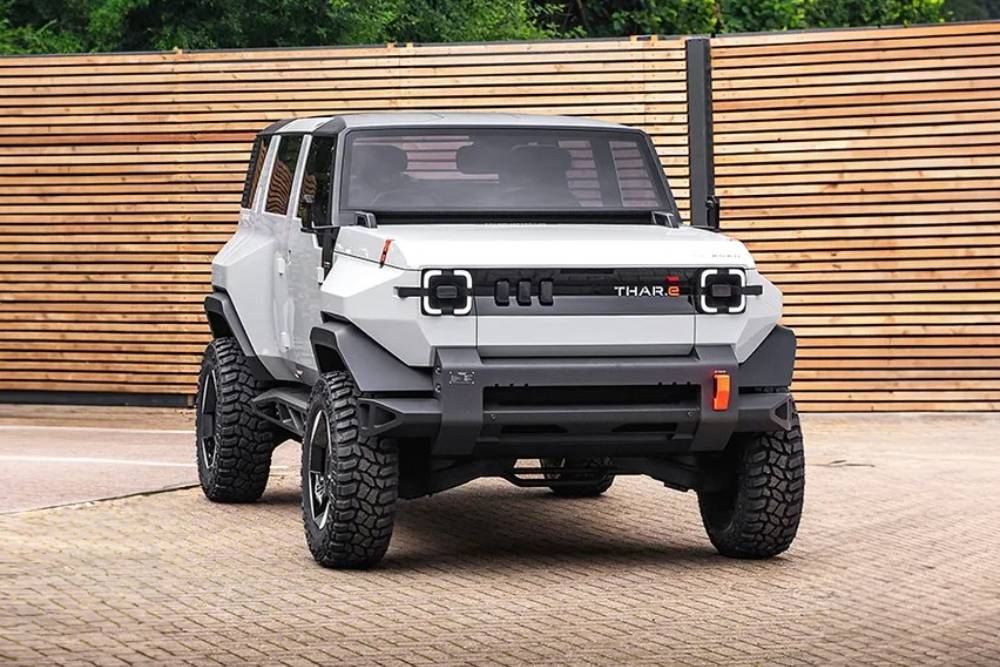 https://autogreeknews.gr/wp-content/uploads/2023/08/mahindra-thar.e.jpg