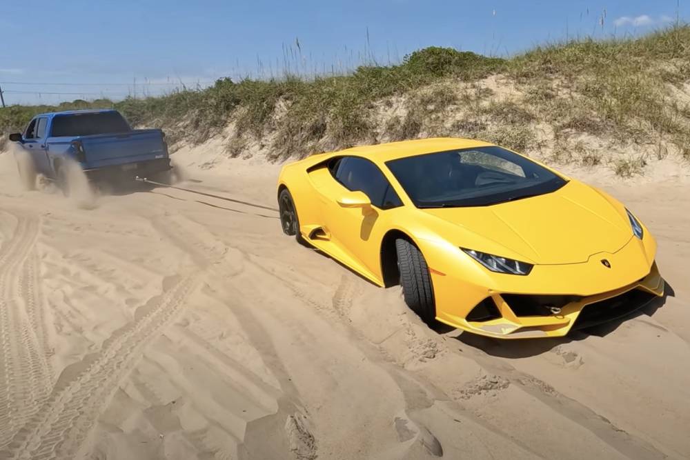 https://autogreeknews.gr/wp-content/uploads/2023/08/meet-the-sandborghini-lamborghini-huracan-gets-stu-5.jpg