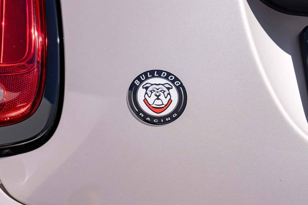 https://autogreeknews.gr/wp-content/uploads/2023/08/mini-john-cooper-works-2023-bulldog-racing-edition-12.jpg