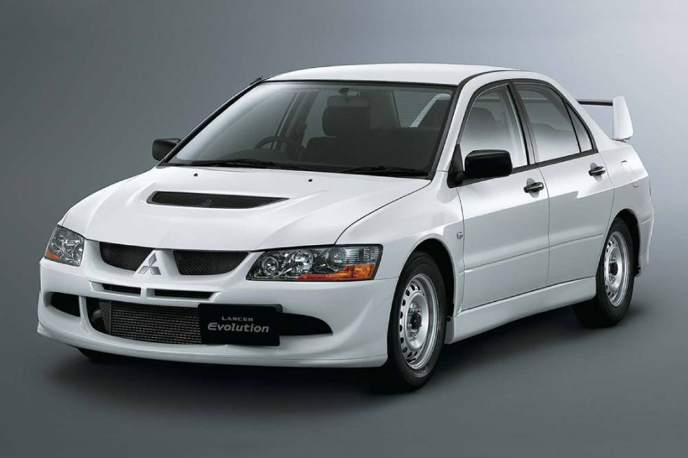 https://autogreeknews.gr/wp-content/uploads/2023/08/mitsubishi-lancer-evo-8-rs.jpg
