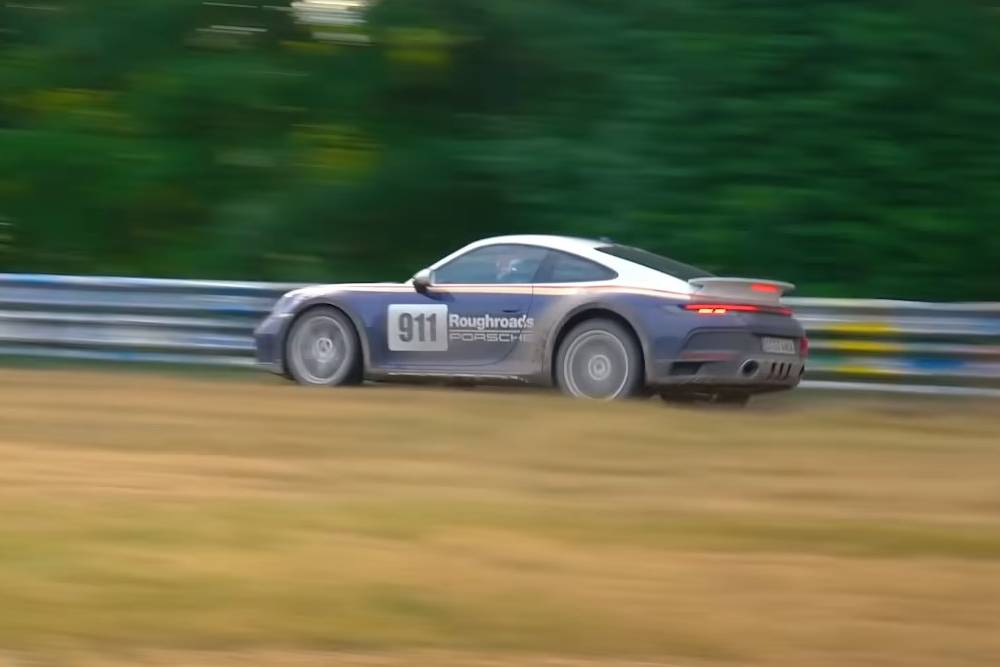 https://autogreeknews.gr/wp-content/uploads/2023/08/porsche-911-dakar-nurburgring.jpg