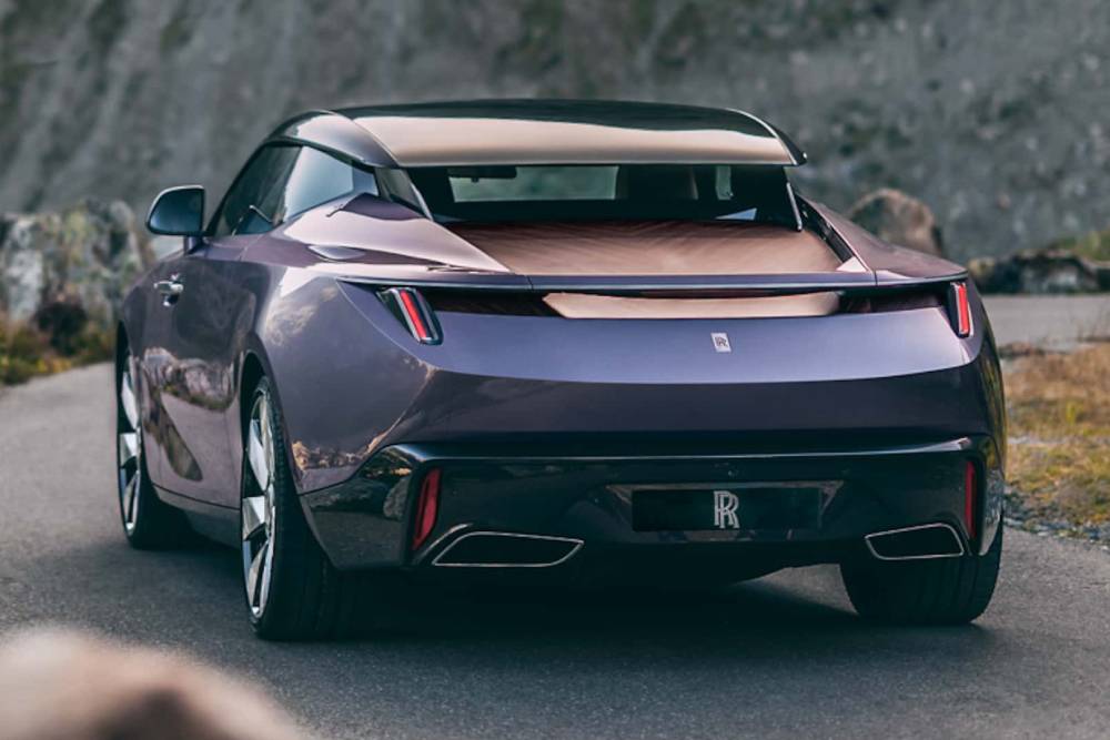https://autogreeknews.gr/wp-content/uploads/2023/08/rolls-royce-amethyst-droptail-2.jpg