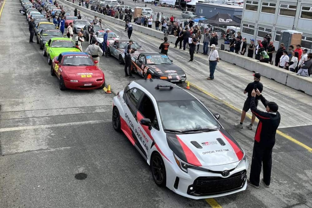Το Toyota GR Corolla δείχνει το δρόμο στα αγωνιστικά