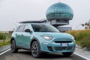 2024-Fiat-600-Hybrid-2-2048×1366