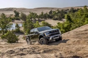 2024-Ford-F-150-Raptor-8-2048×1028