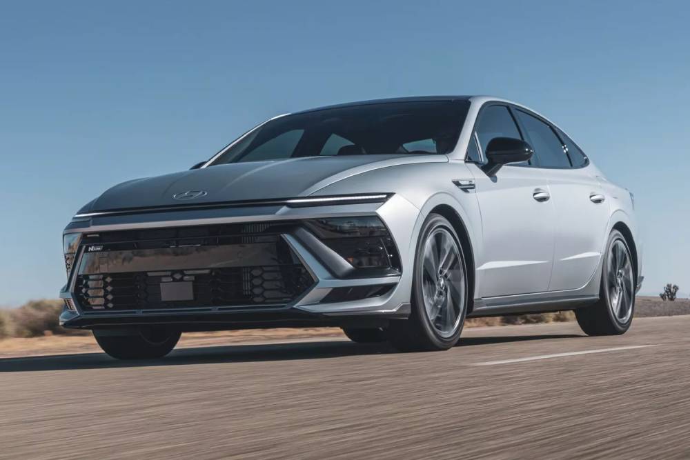 https://autogreeknews.gr/wp-content/uploads/2023/09/2024-Hyundai-Sonata-N-Line-830_19.jpg