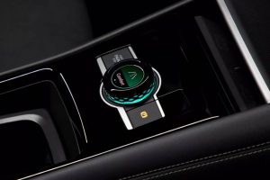 2024-VW-Tiguan-Europe-Green-00013-2048×1366