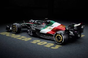 Alfa-Romeo-33-Stradale-F1-11