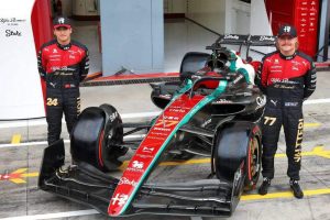 Alfa-Romeo-33-Stradale-F1-3