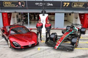 Alfa-Romeo-33-Stradale-F1-4