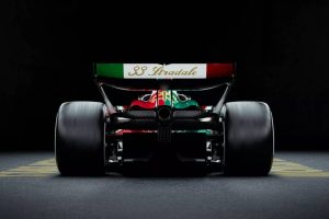 Alfa-Romeo-33-Stradale-F1-9