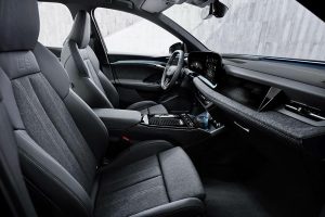 Audi-Q6-e-tron-interior-(2)