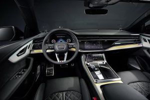 Audi-Q8-2023-(3)