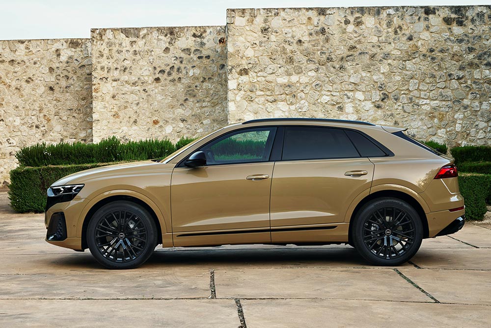 https://autogreeknews.gr/wp-content/uploads/2023/09/Audi-Q8-2023-8.jpg