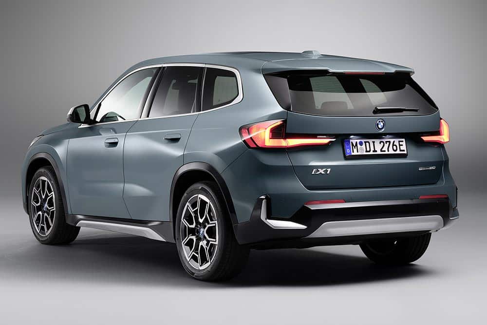 https://autogreeknews.gr/wp-content/uploads/2023/09/BMW-iX1-eDrive20-2.jpg