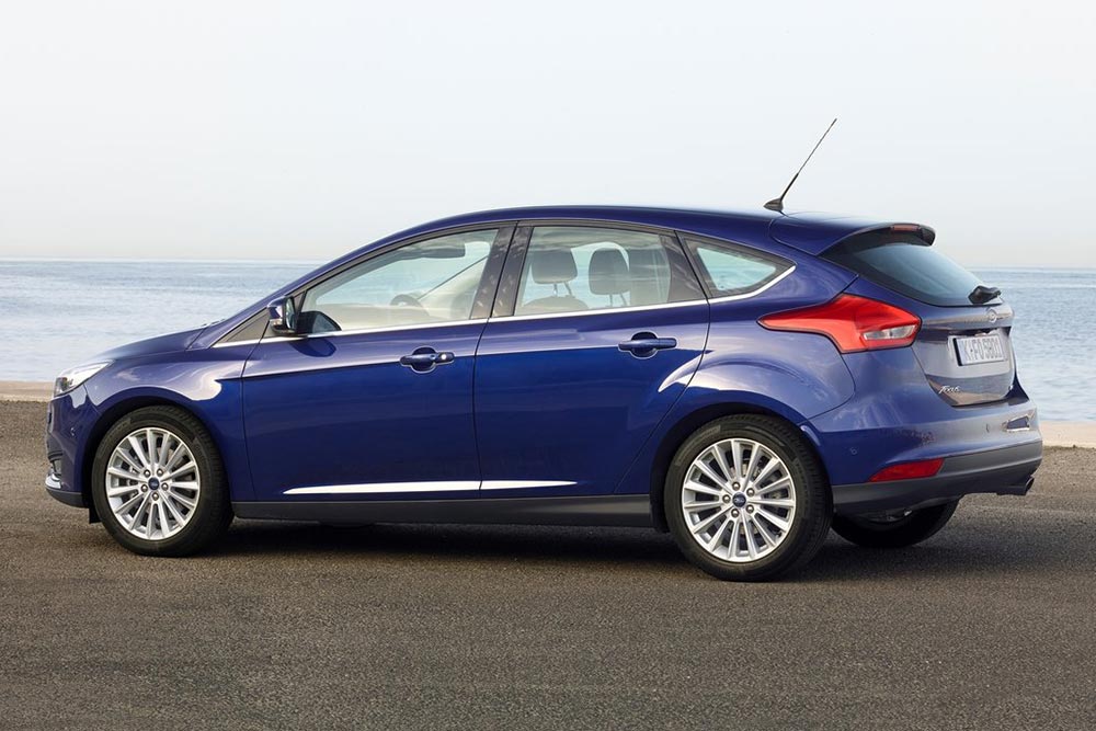 https://autogreeknews.gr/wp-content/uploads/2023/09/Ford-Focus-2015-3.jpg