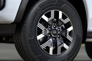 Ford-RANGER-PHEV-(4)