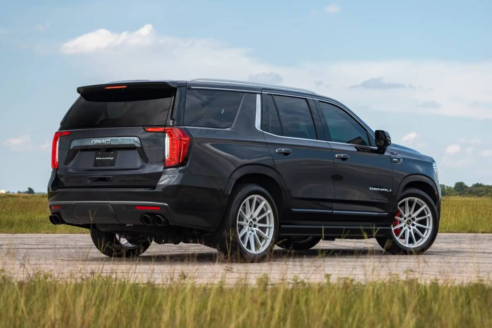 https://autogreeknews.gr/wp-content/uploads/2023/09/Hennessey-H650-GMC-Yukon-7-scaled-1.jpg