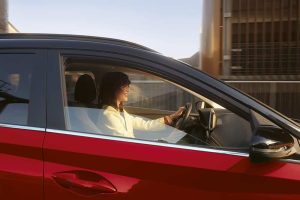 Hyundai-Bayon-side-motion