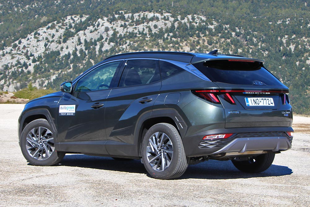 https://autogreeknews.gr/wp-content/uploads/2023/09/Hyundai-Tucson-rear.jpg