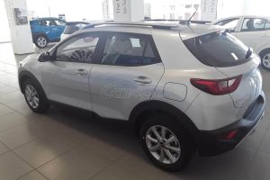 Kia-Stonic-etoimoparadota-(2)