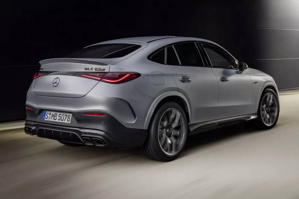 https://autogreeknews.gr/wp-content/uploads/2023/09/Mercedes-AMG-GLC-Coupe-27-2048x1366-1.jpg